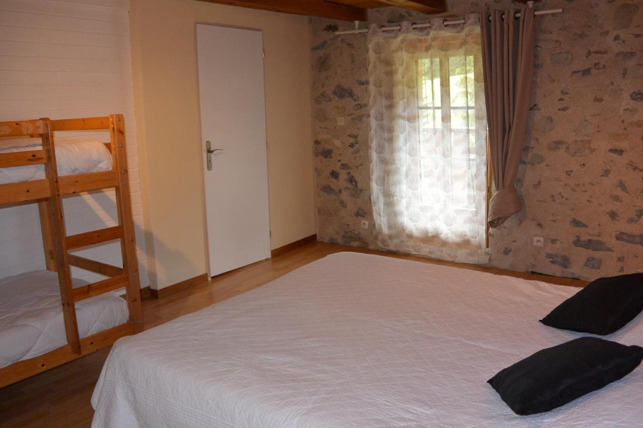 Gites Tre Le Grenier Les Moussieres Dış mekan fotoğraf